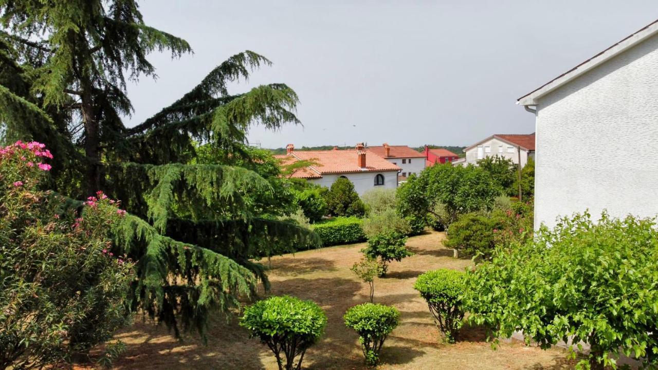 Вилла Valica Gardens Савудрия Экстерьер фото